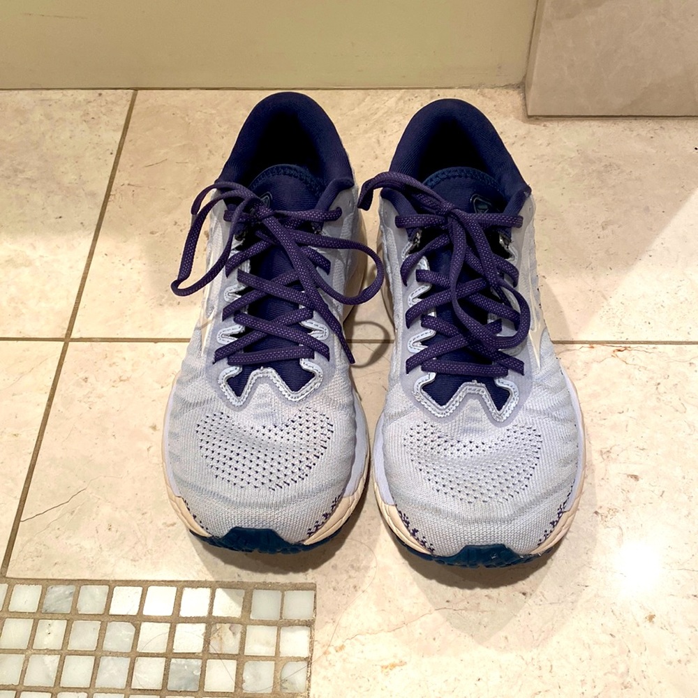 Mizuno Wave Sky Wave Knit Size 8.5M